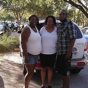 Meet your Posher, Felicia